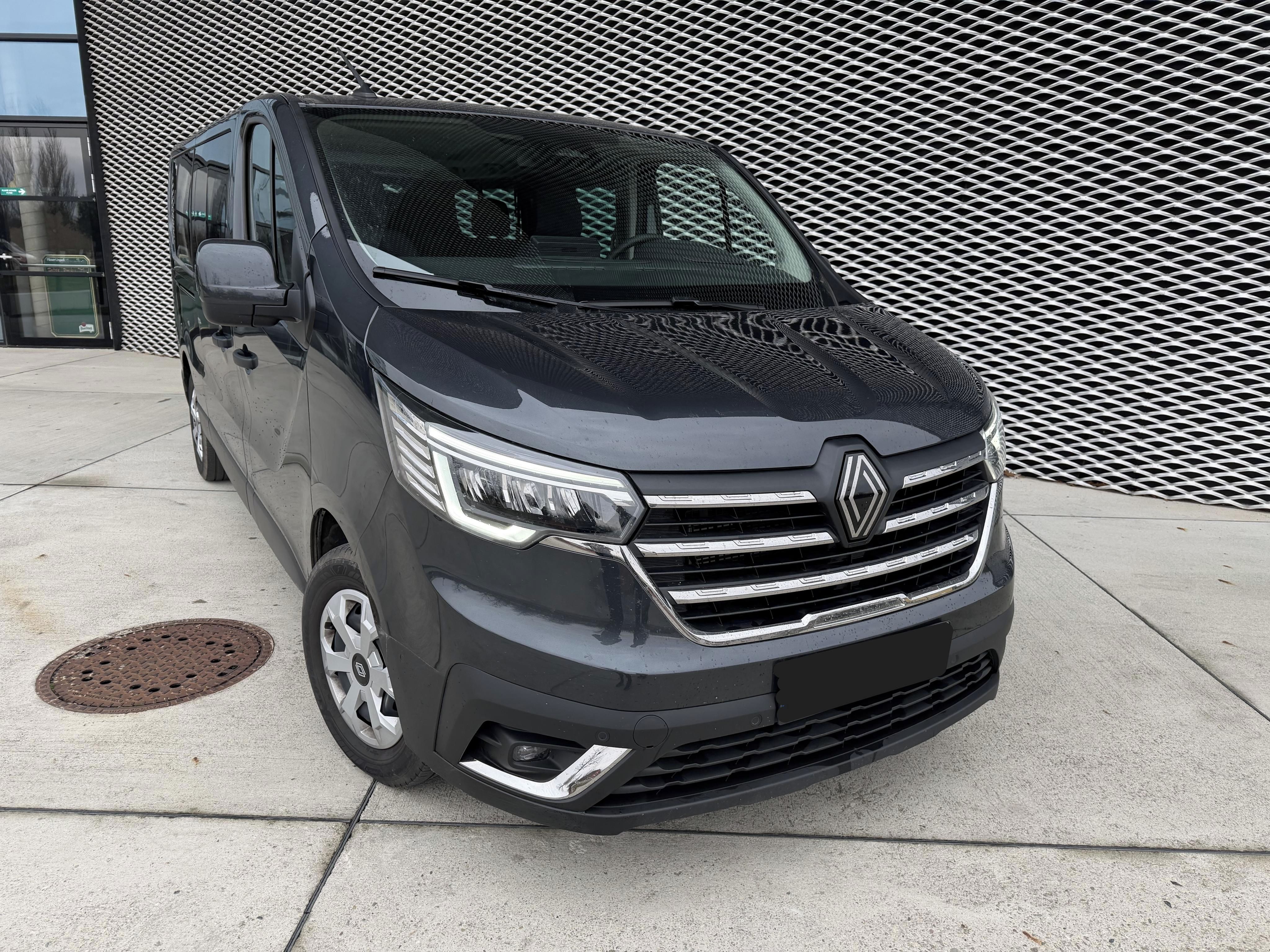 Renault Trafic, L2 Combi 2.0 dCi automat 8míst - fotka 3