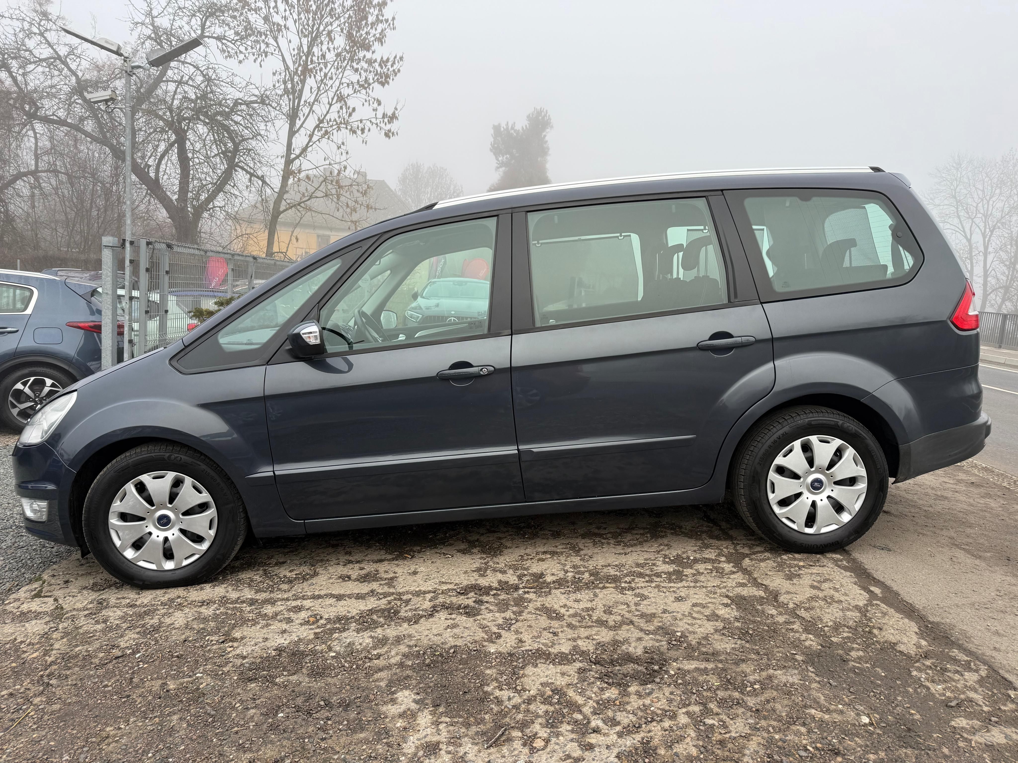 Ford Galaxy, 2.0TDCi 120kW Manuál 7.Míst - fotka 2