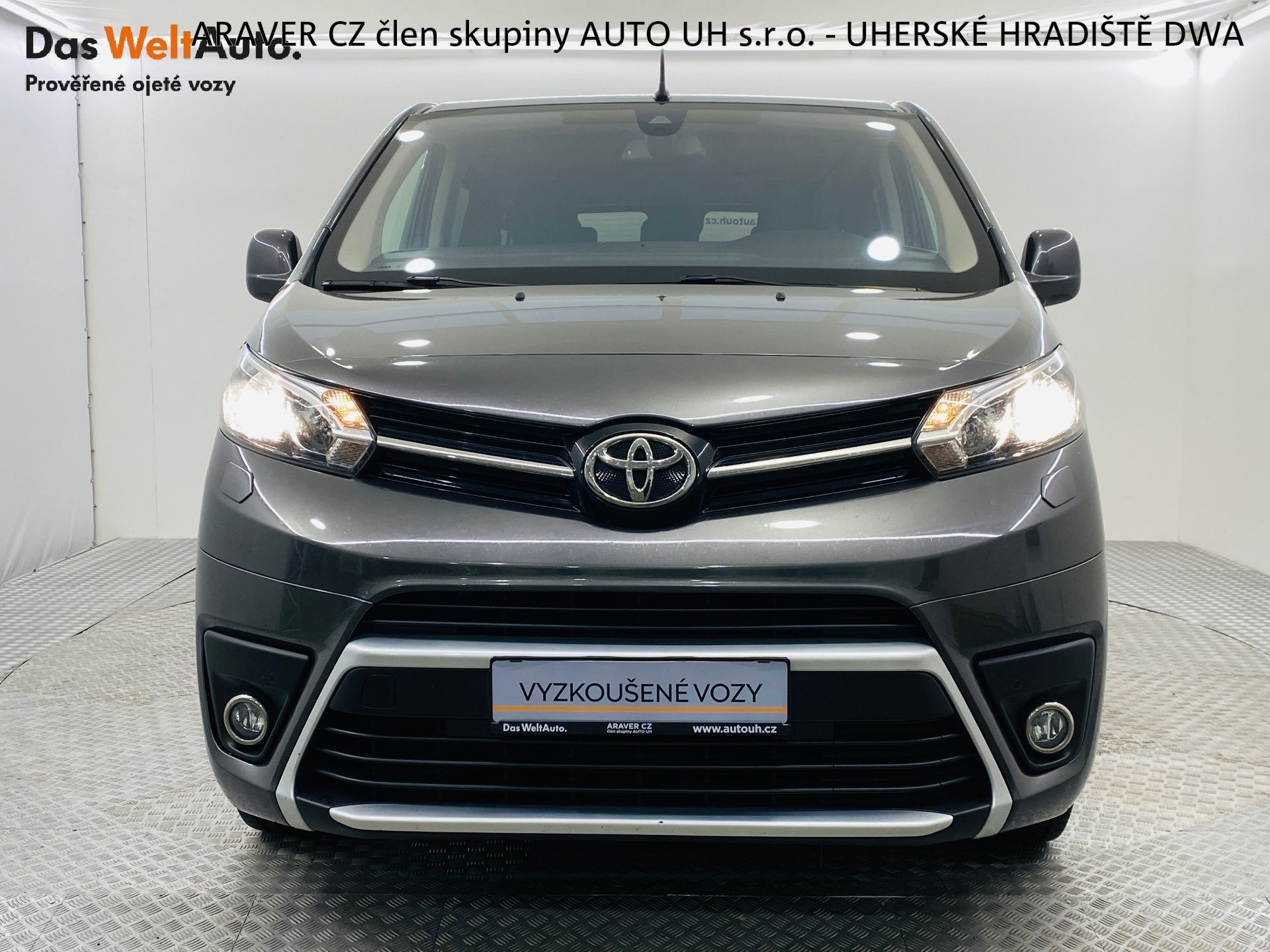 Toyota Proace Verso, 2.0D-4D 106kW 8Míst - fotka 4