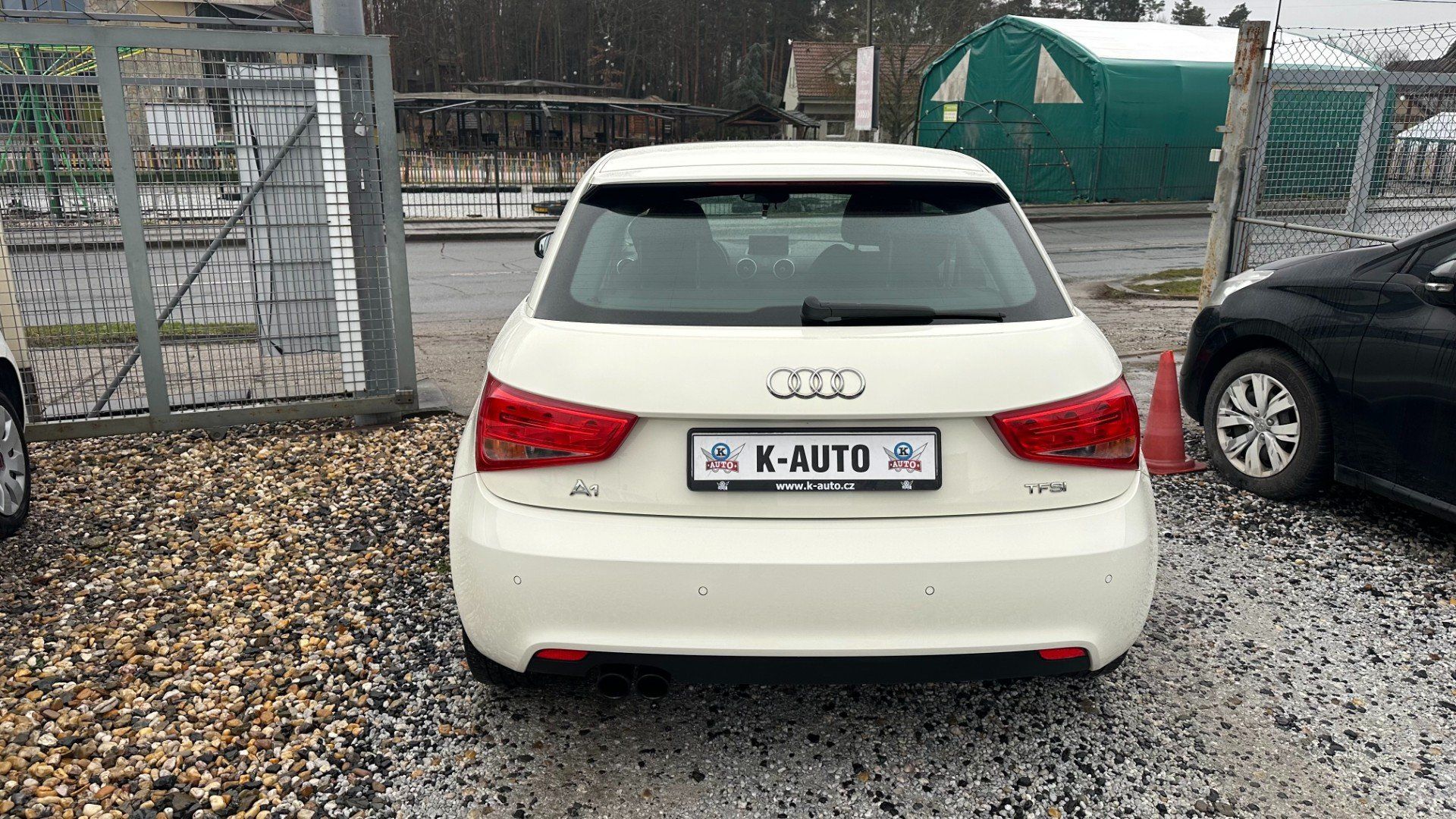 Audi A1, 1.4TFSi 90kW*Pano*Alu*PDC* - fotka 5