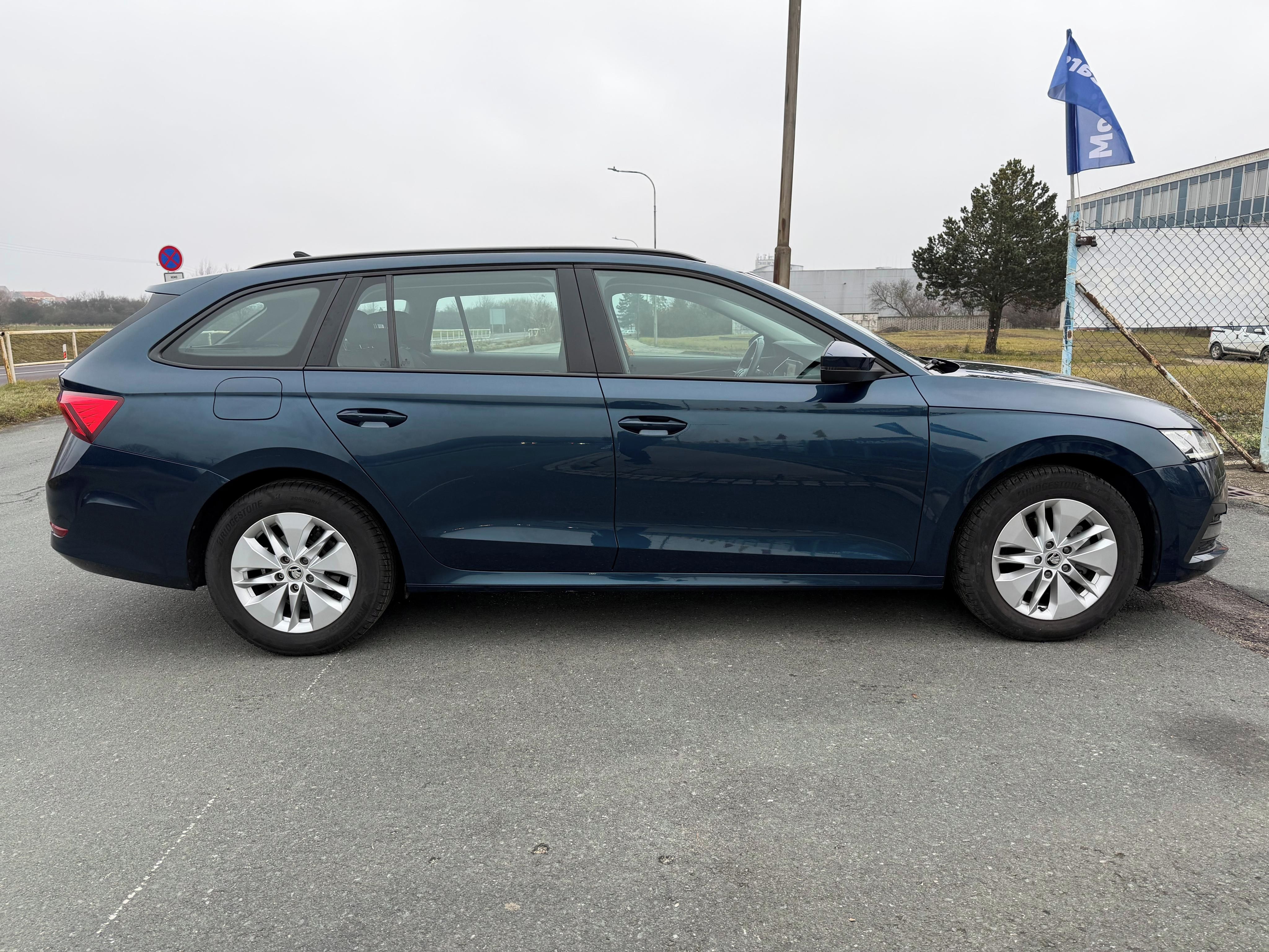 Škoda Octavia, 2.0 TDi DSG, DPH - fotka 4