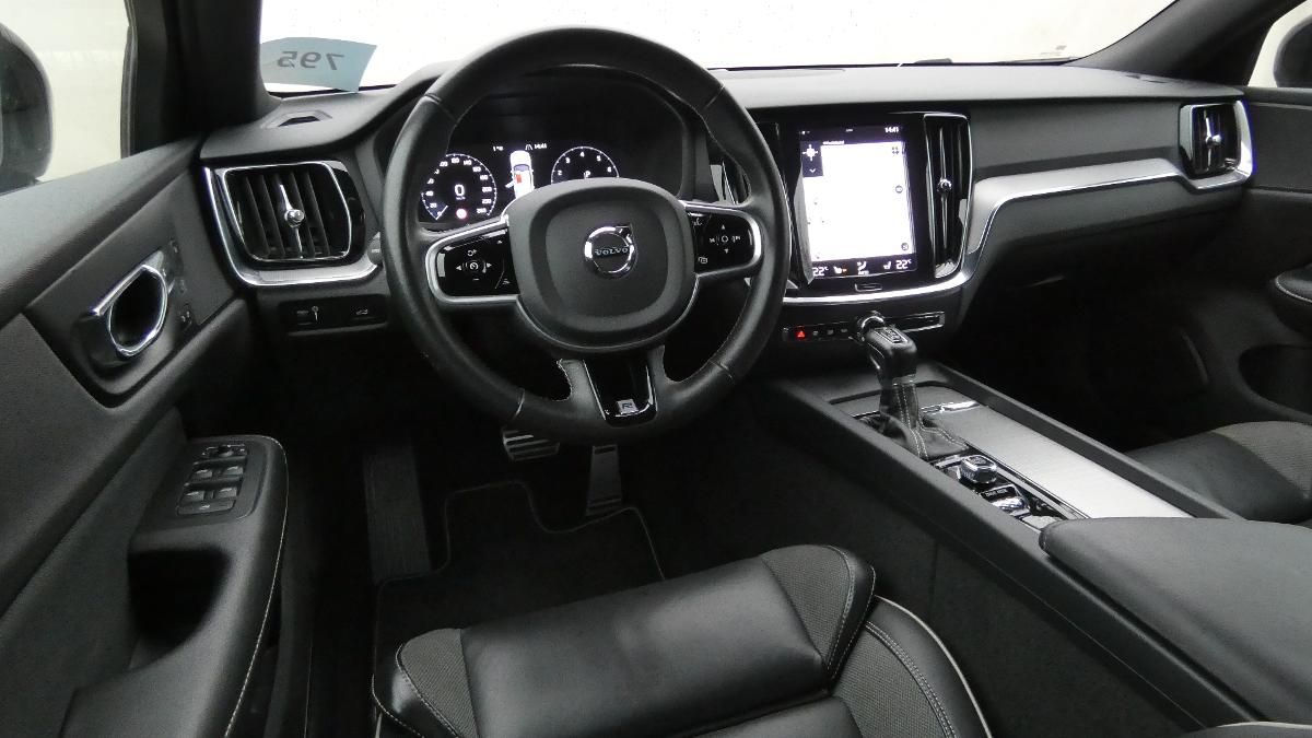 Volvo S60, T4 FWD R-Design - fotka 5