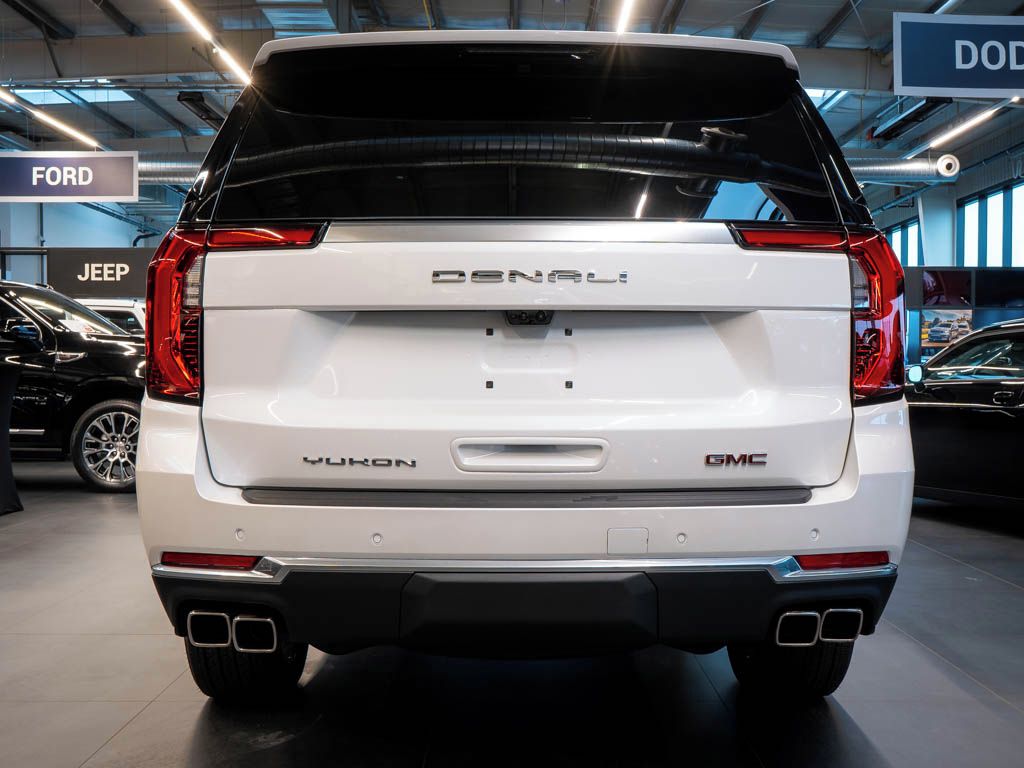 GMC Yukon, 6.2 V8 Denali Reserve Package - fotka 4