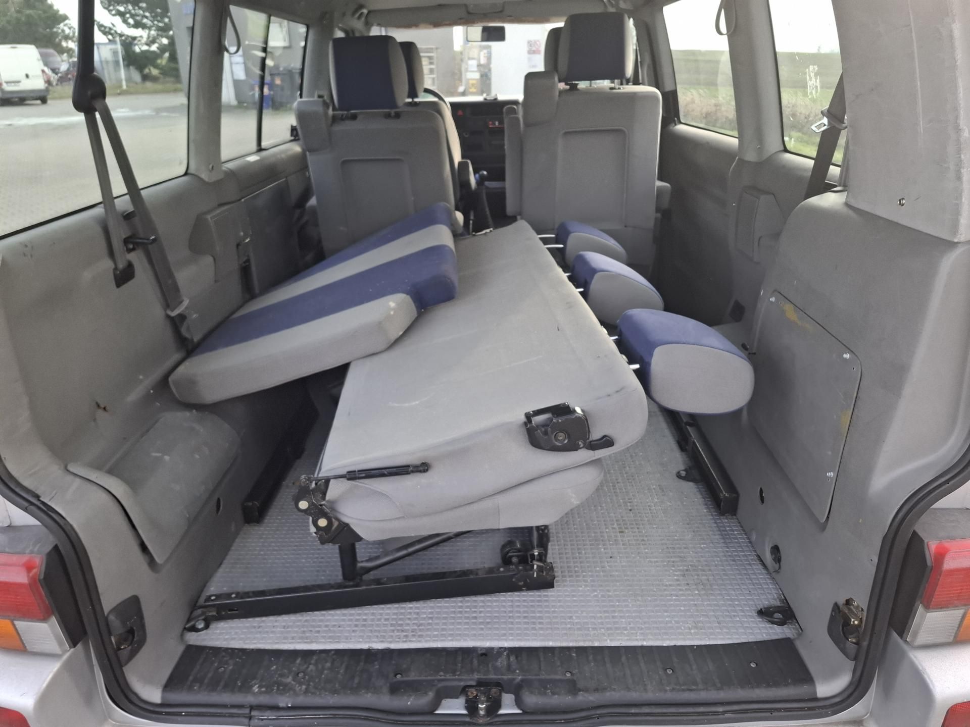 Volkswagen Multivan, T4 2,5 TDI - fotka 6