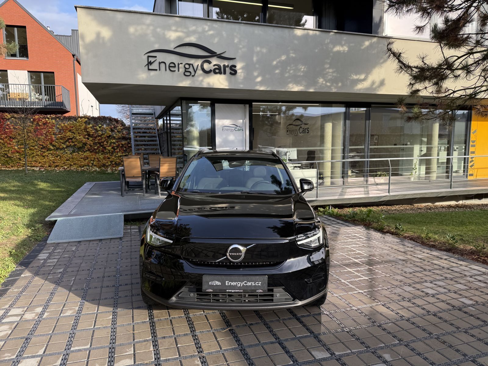 Volvo XC40, Recharge Single Motor 69kWh - fotka 2