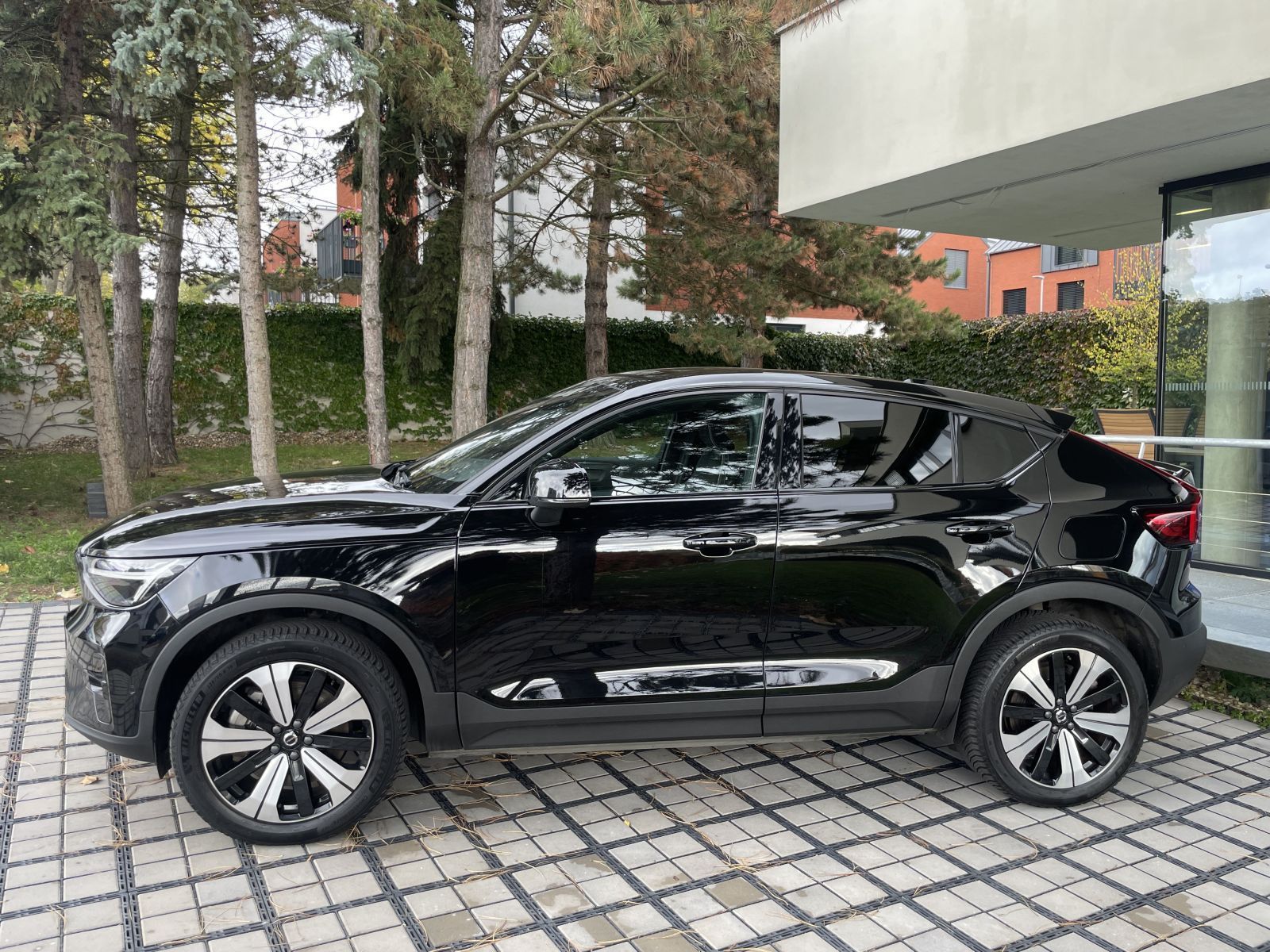 Volvo, Recharge Twin motor 82kWh - fotka 3