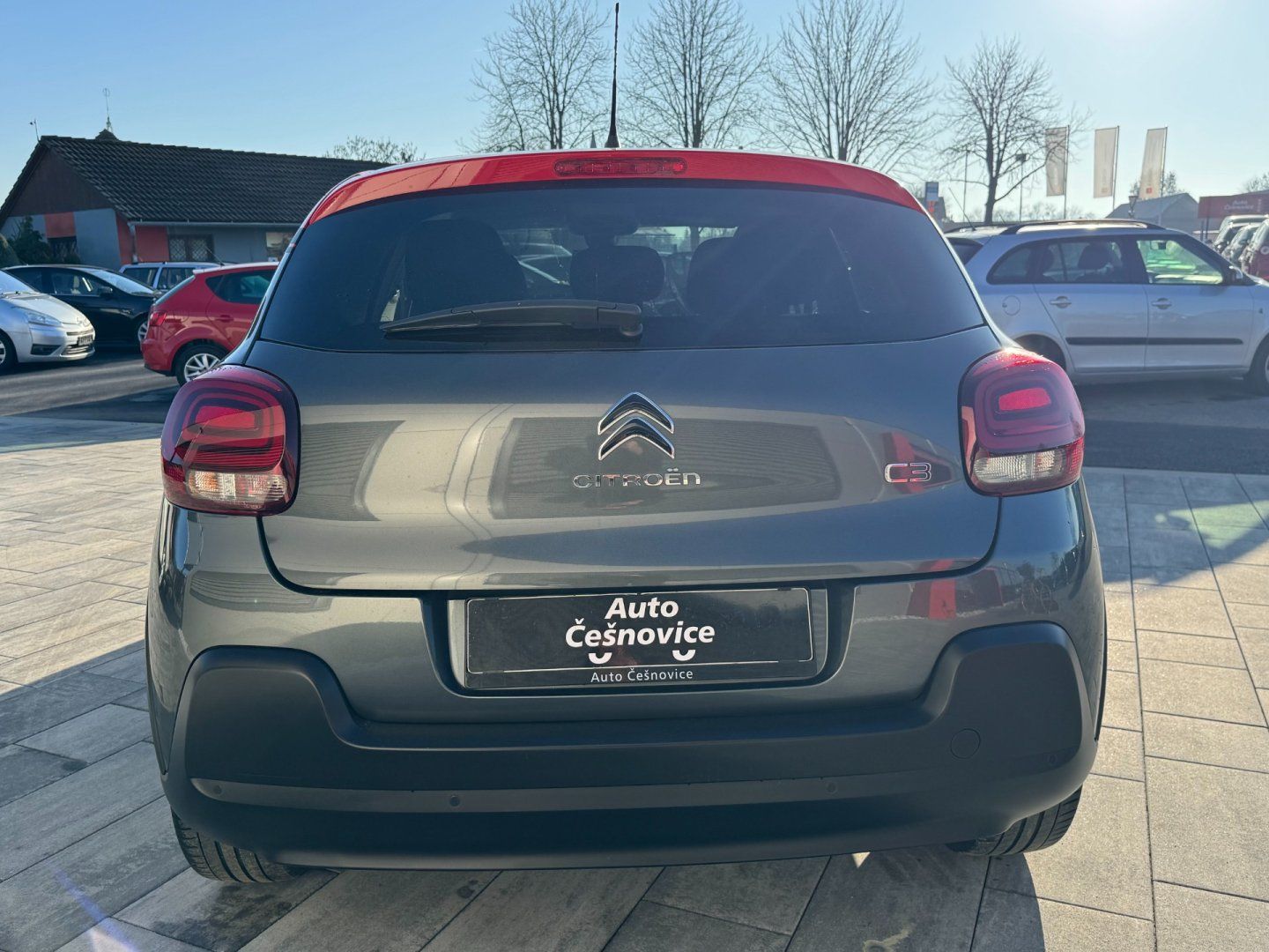 Citroën C3, 1,2 PURE TECH 60Kw - fotka 6