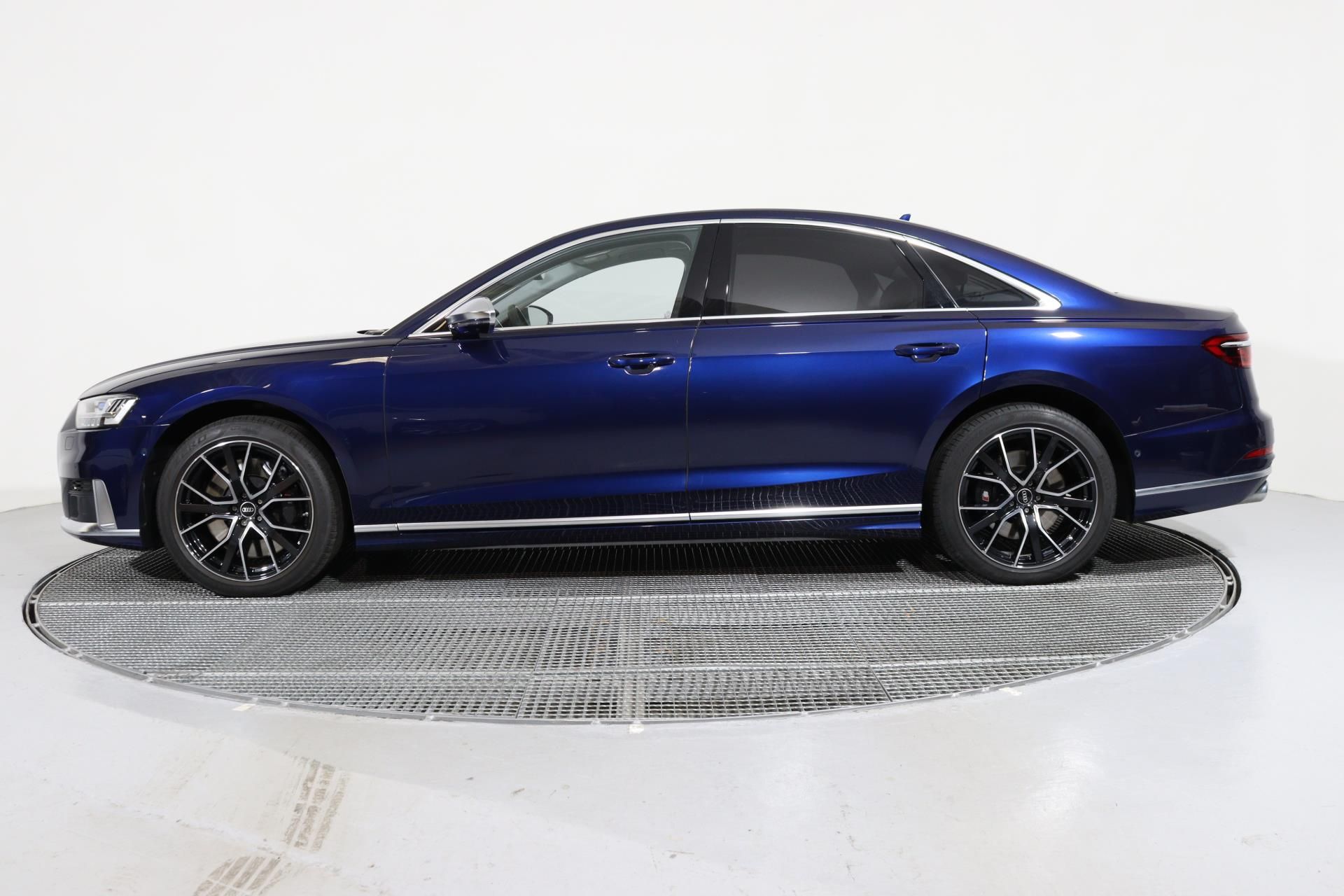 Audi S8, TFSI 420 KW quattro - fotka 5