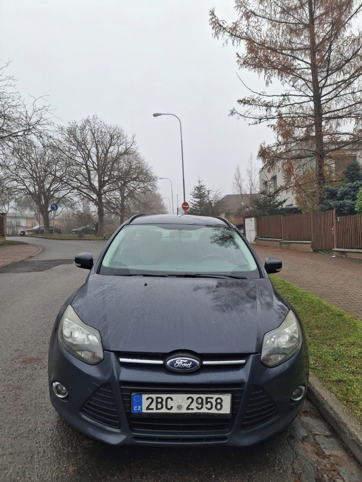 Ford Focus, Focus - 1,6 TDCi - top výbava - fotka 2