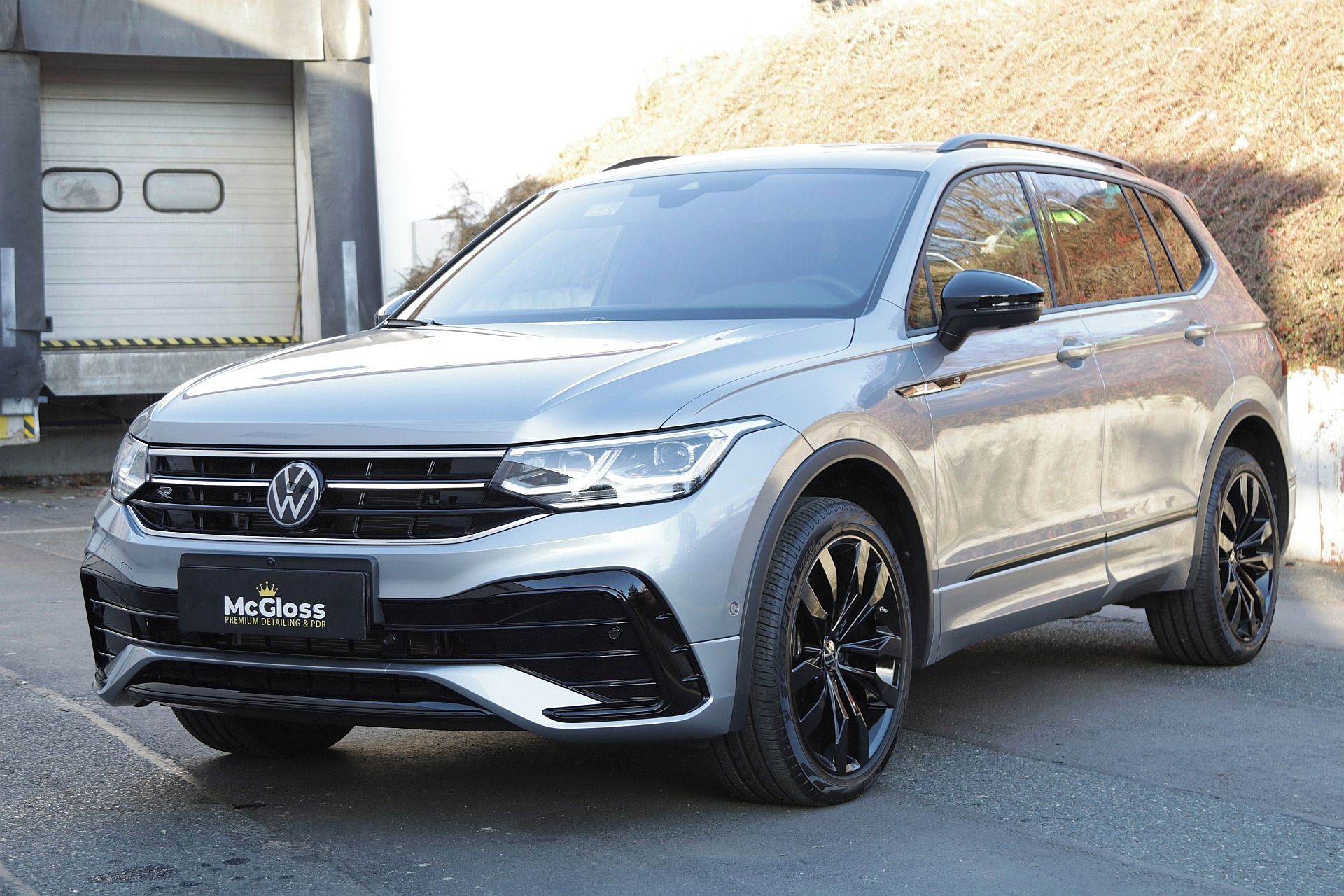 Volkswagen Tiguan Allspace, TovZár/Webasto/DCC/Black/360°