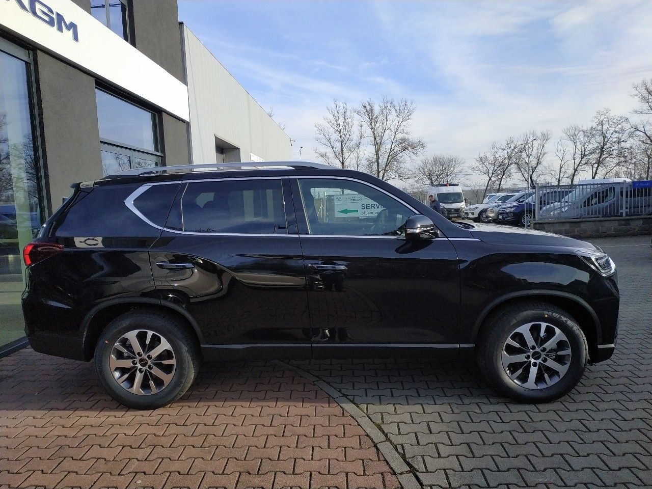 KGM Rexton, 2.2 Club, AT,4WD,SKLADEM - fotka 4