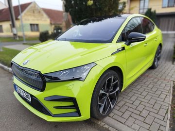 RS 220 KW 4X4 80KWH