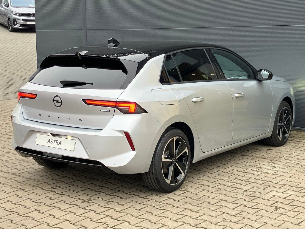 Opel Astra, Hybrid 1.2 Turbo (145k) eDCT6 - fotka 6