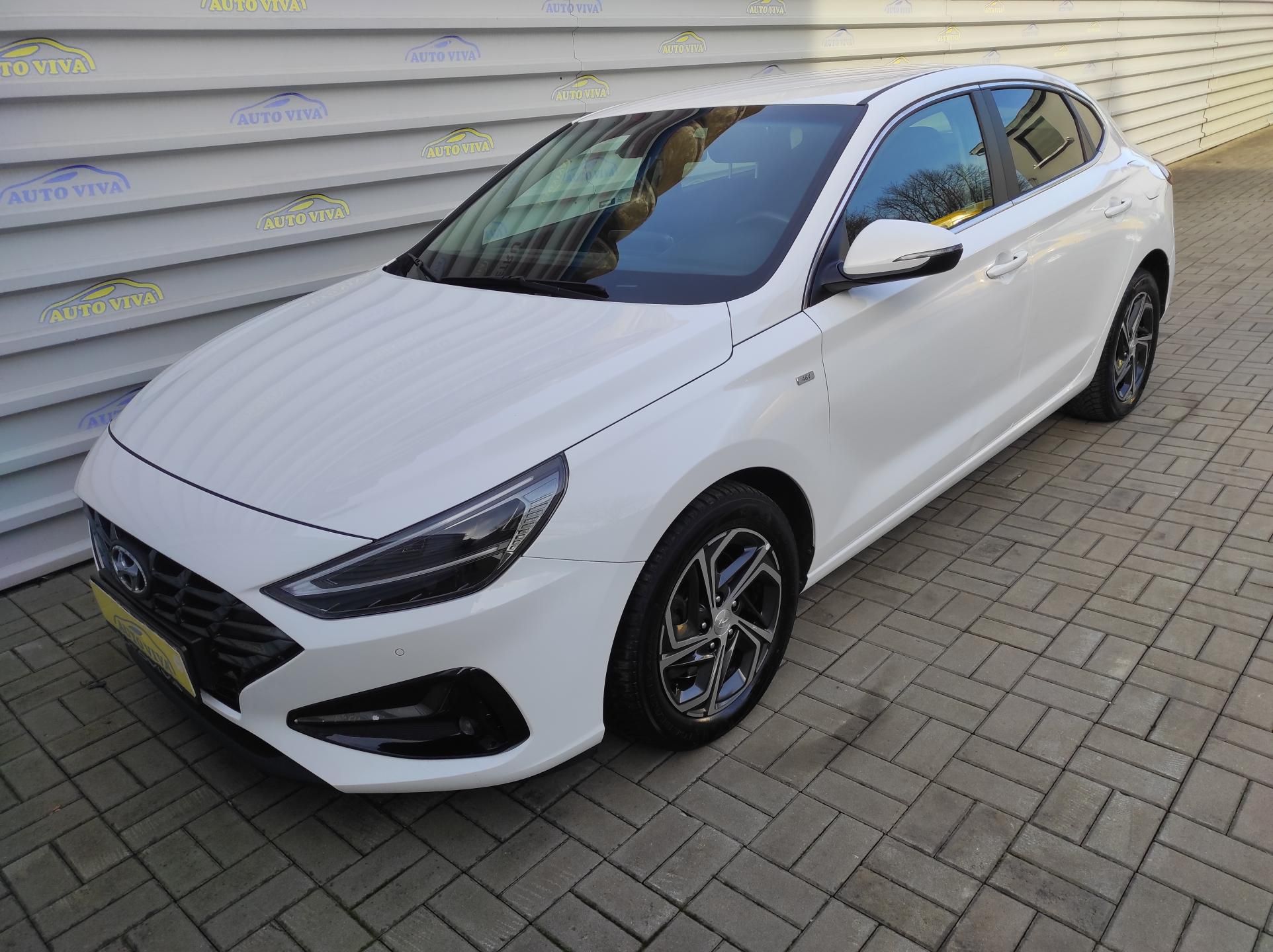 Hyundai i30, 1,5T-GDi mHev,48V,AT,Fastback - fotka 2