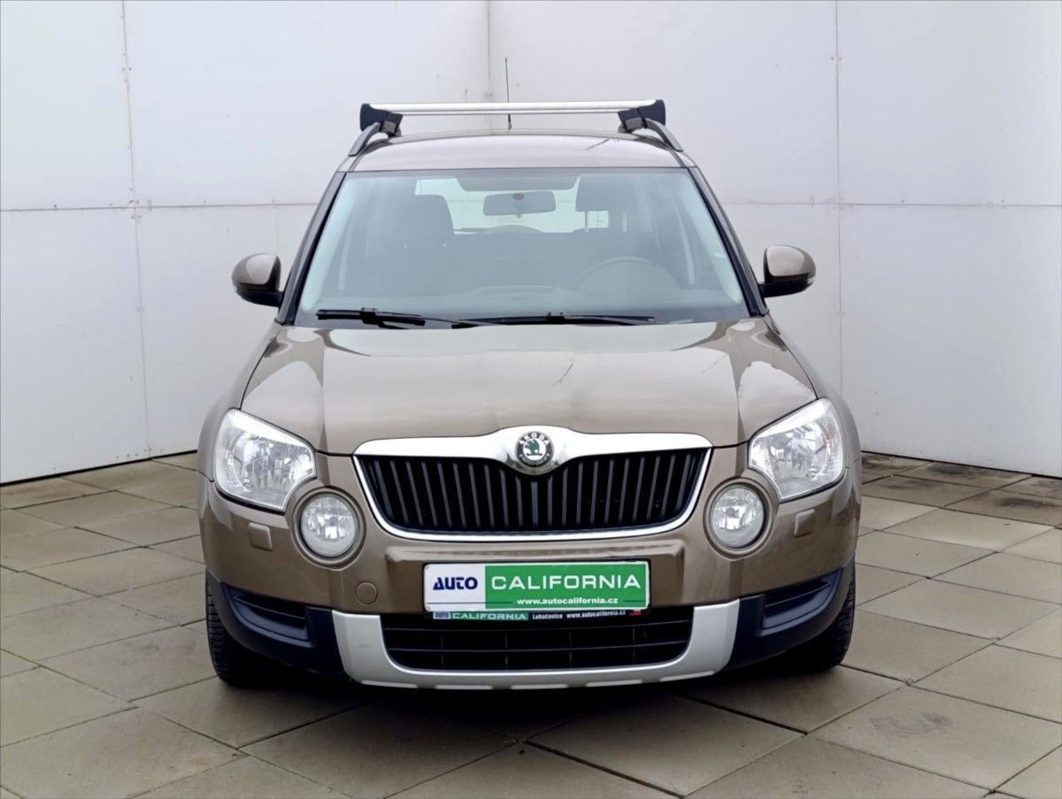 Škoda Yeti, 1,6 TDi Navi Klima Tempomat - fotka 3
