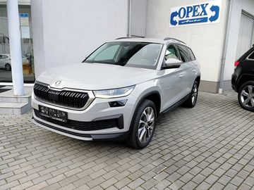 TDi DSG 7míst*LED*KESSY*ASSIST