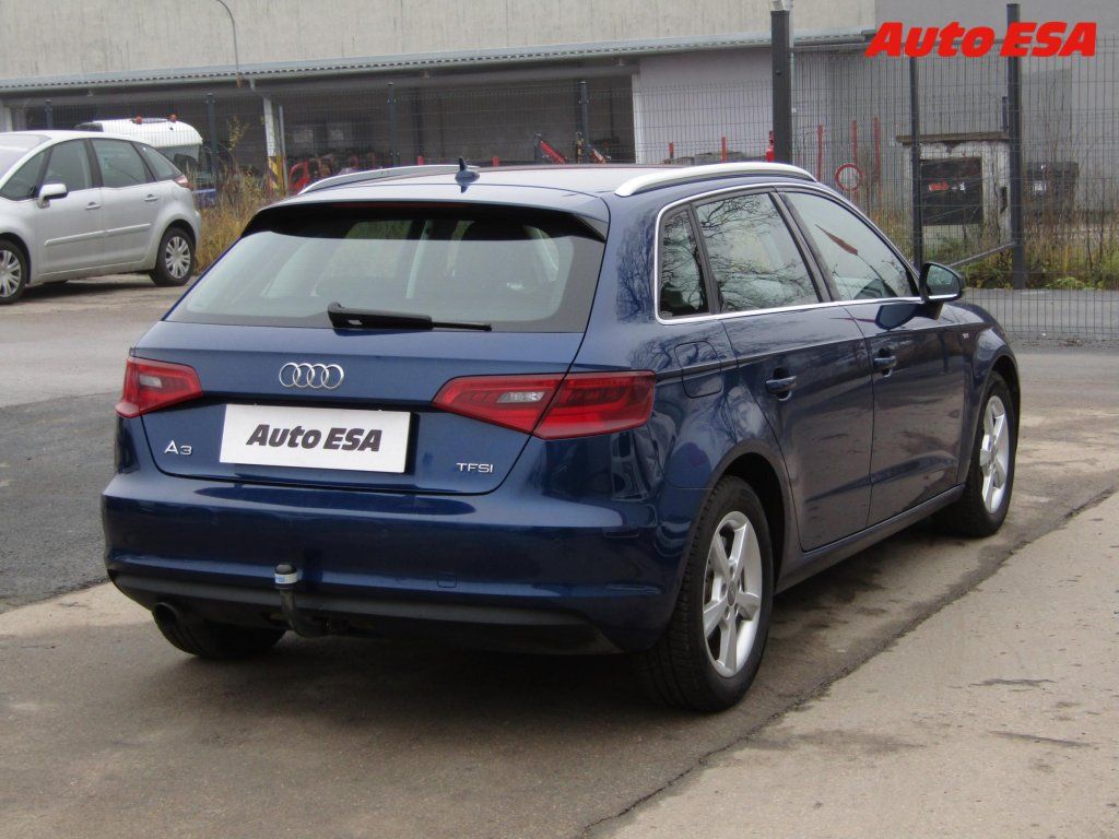 Audi A3, 1.2 TFSi,ČR,Attraction - fotka 4
