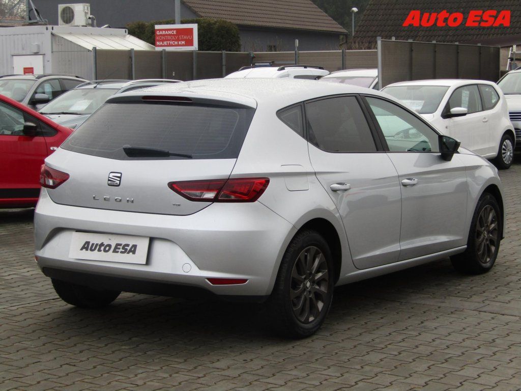 Seat Leon, 1.6TDi,AAC,tempo - fotka 4