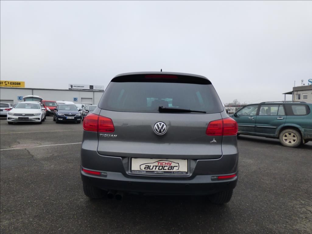 Volkswagen Tiguan, 1,4 TSI 90KW SPORT - fotka 4