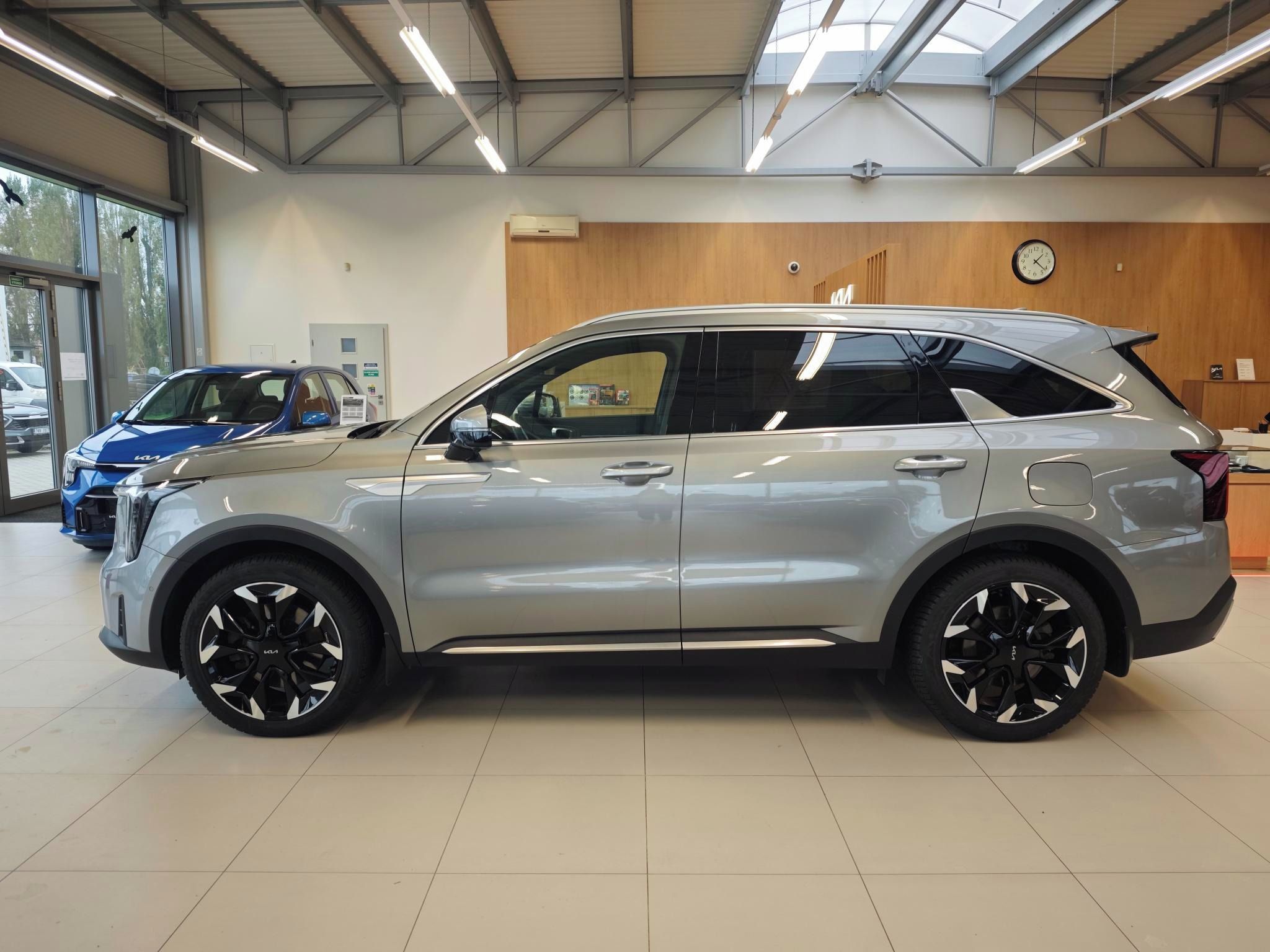 Kia Sorento, 5P MQ4 2,2 CRDi SCR 4x4 8DCT - fotka 4