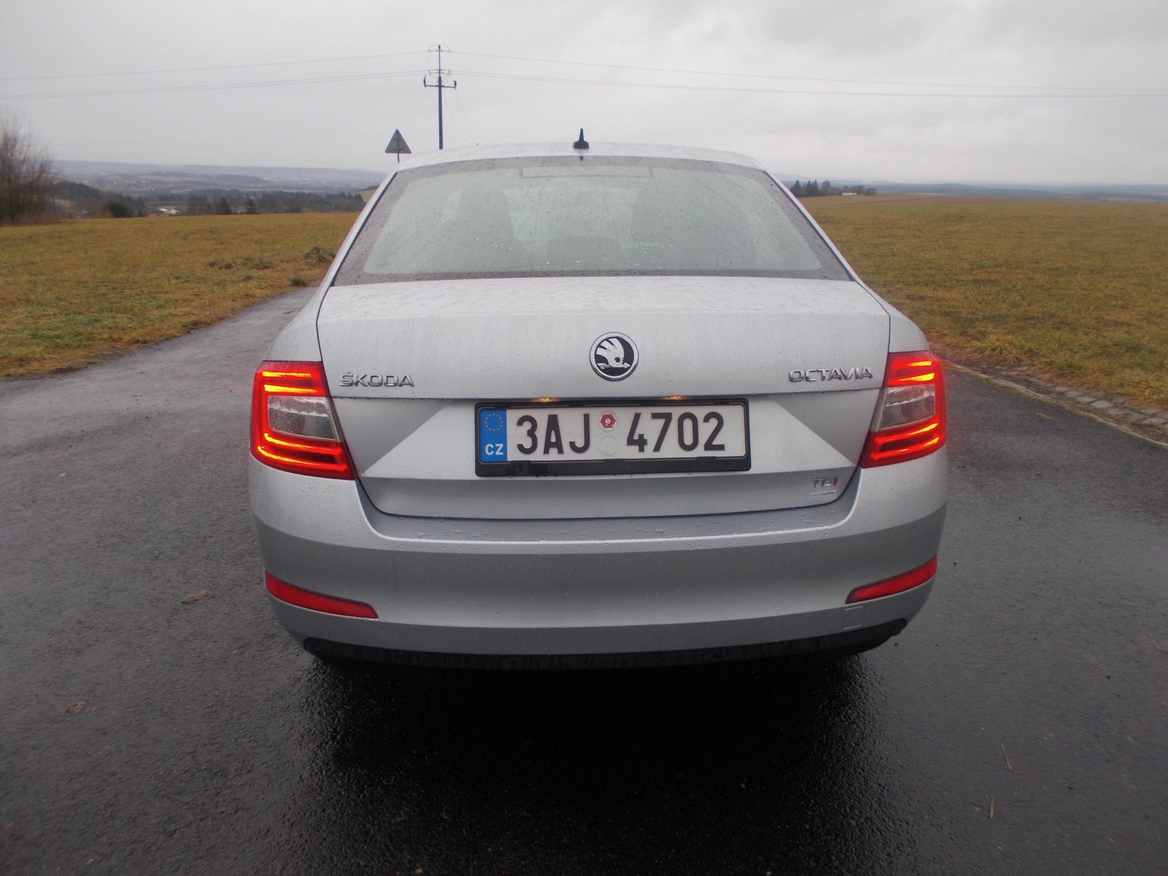 Škoda Octavia, 2,0 TDI110KW - fotka 4