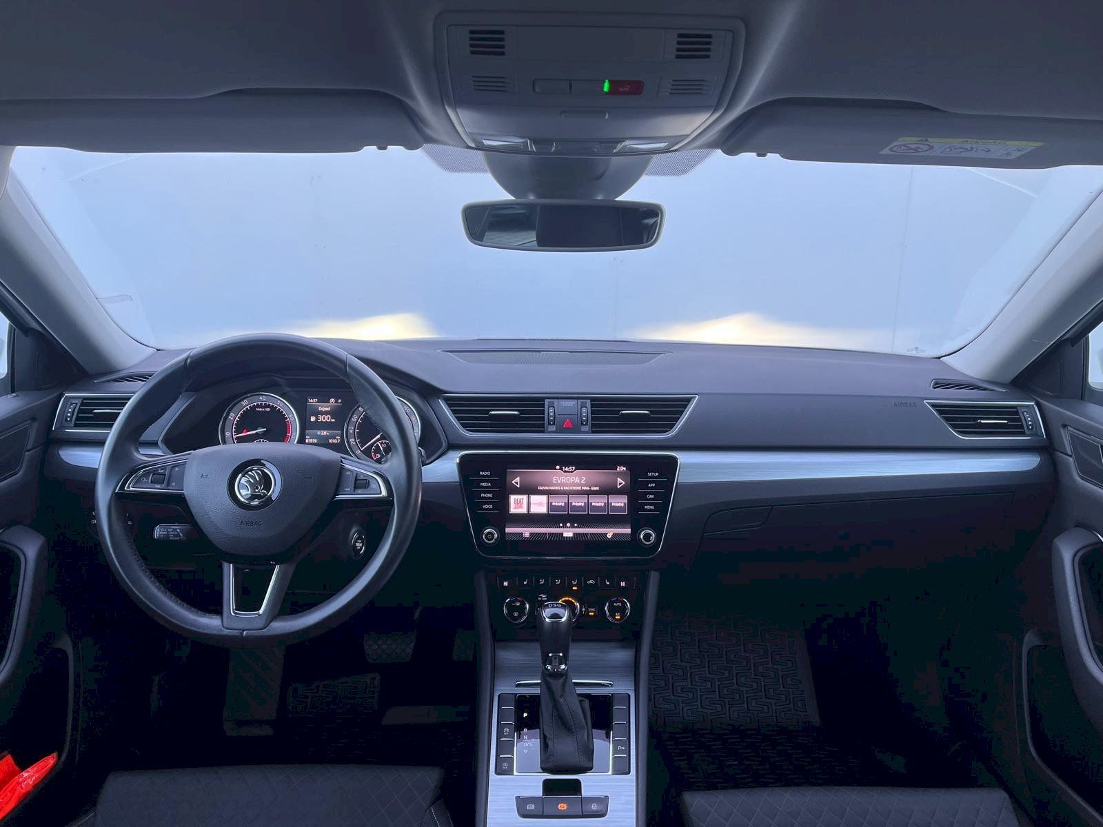 Škoda Superb, 2.0TSI 140kW DSG Ambition Plus - fotka 5