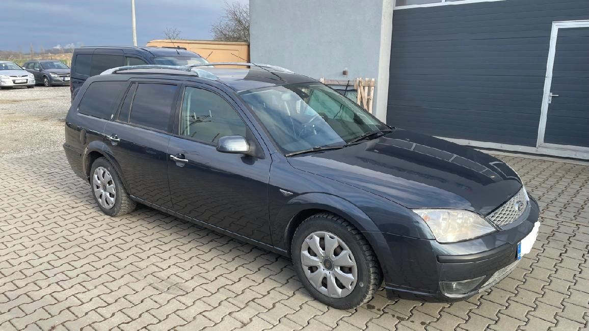 Ford Mondeo, 1.8 Ghia / 2x sady kol / navi - fotka 4
