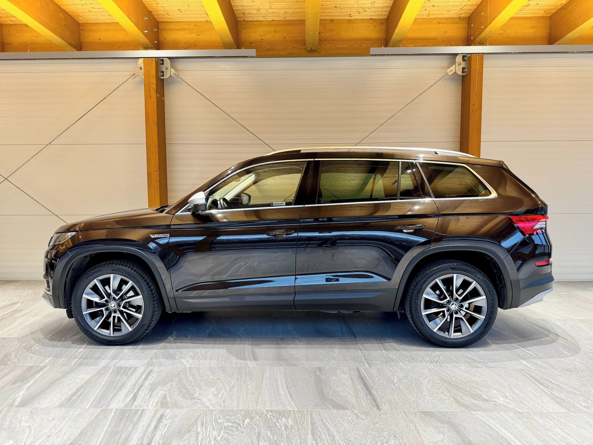 Škoda Kodiaq, 2.0 TDi 147 Kw DSG 4x4 Scout - fotka 4