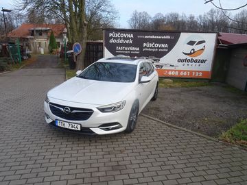 SPORTS TOURER   2.0 TURBO