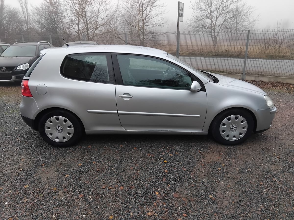 Volkswagen Golf, TDi Automat - fotka 6