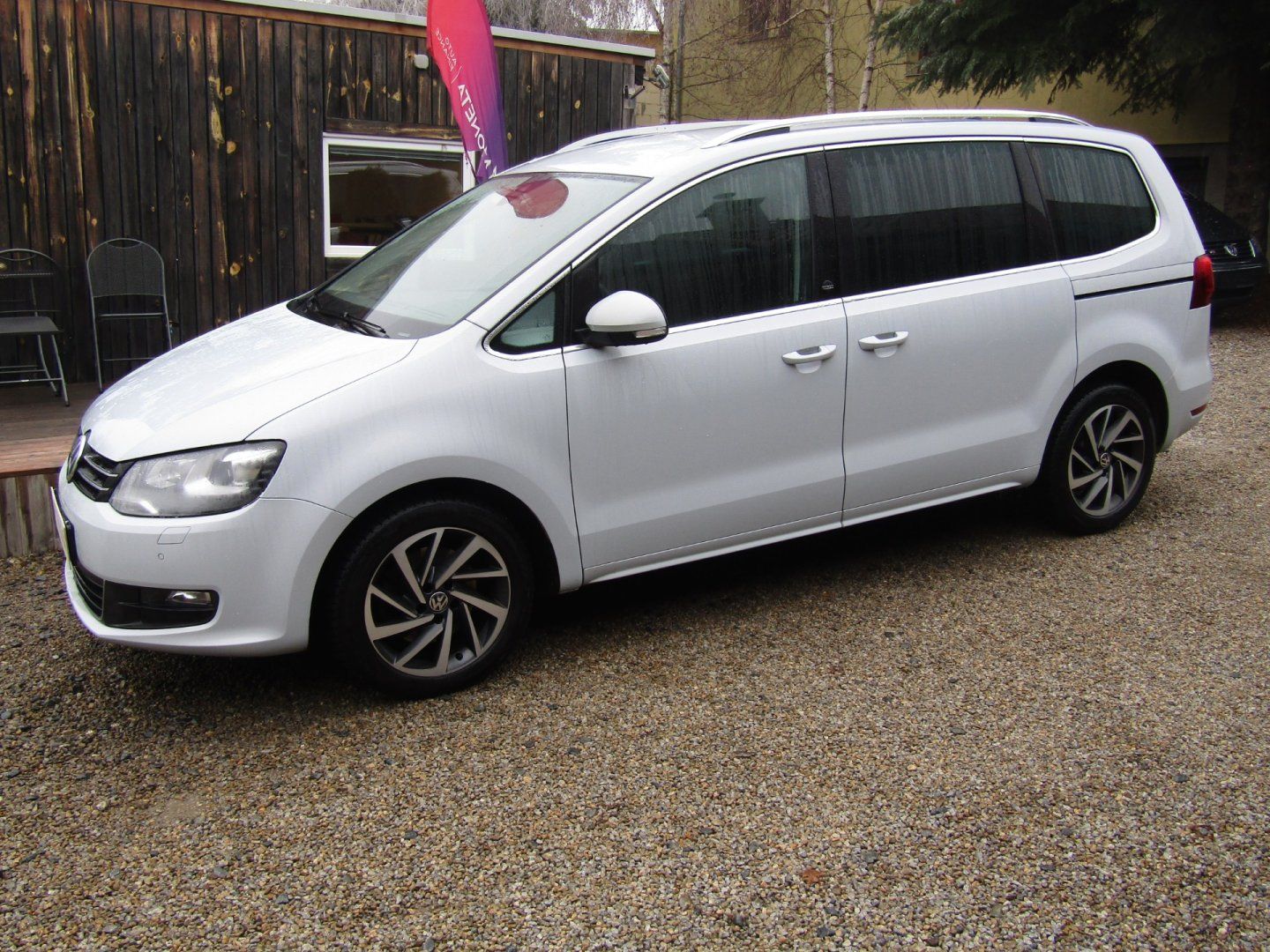 Volkswagen Sharan, 2. 0 TDI 135kW DSG TOP QUALITY - fotka 2