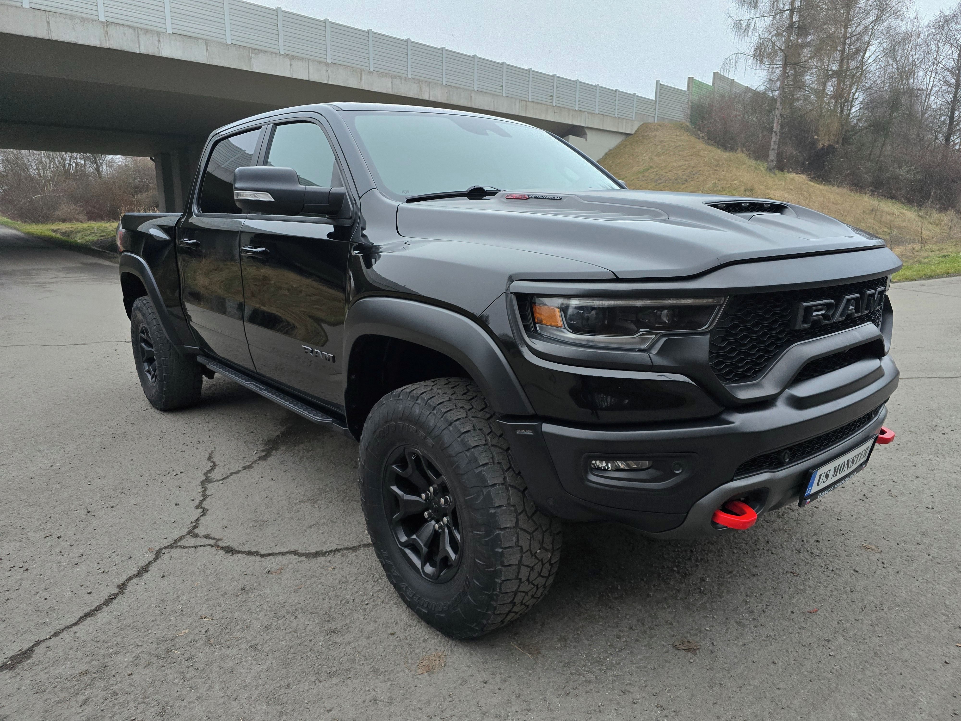 Dodge Ram, TRX 6,2, NEBOURANÉ, DPH, MAX