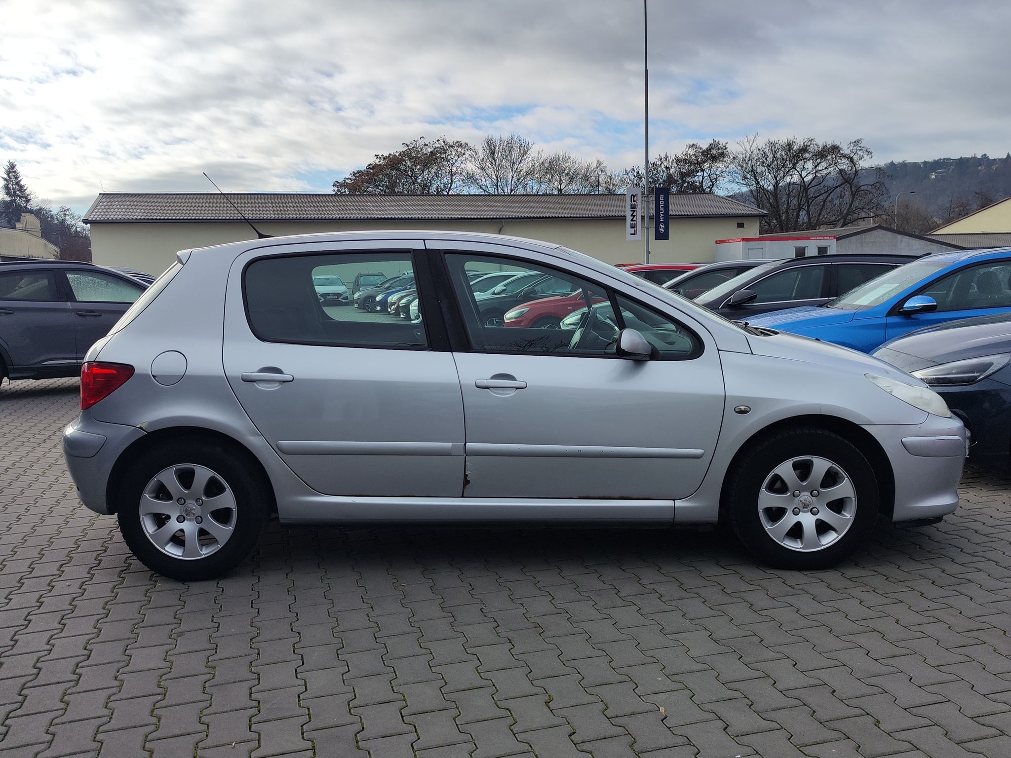 Peugeot 307, 1.6i 16V/80kW - fotka 4