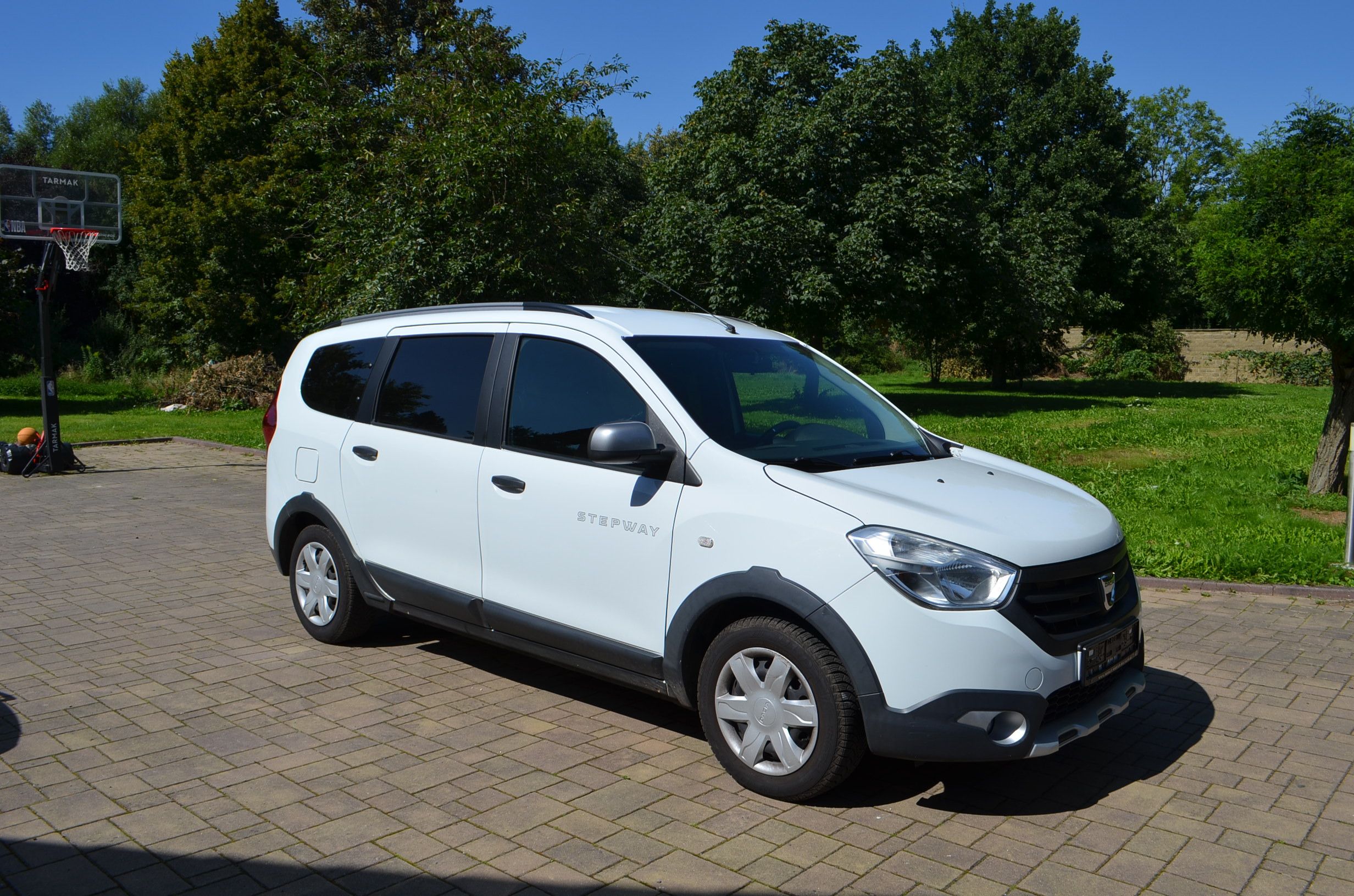 Dacia Lodgy, 1.2TCE 110PS*KLIMA*STEPWAY* - fotka 3