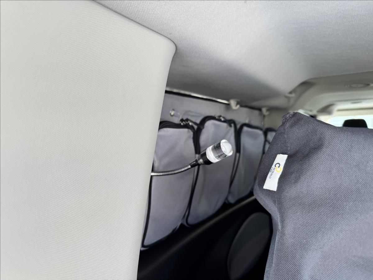 Ford Tourneo Custom, 2,0 Obytná úprava TDCi L2H1 - fotka 6