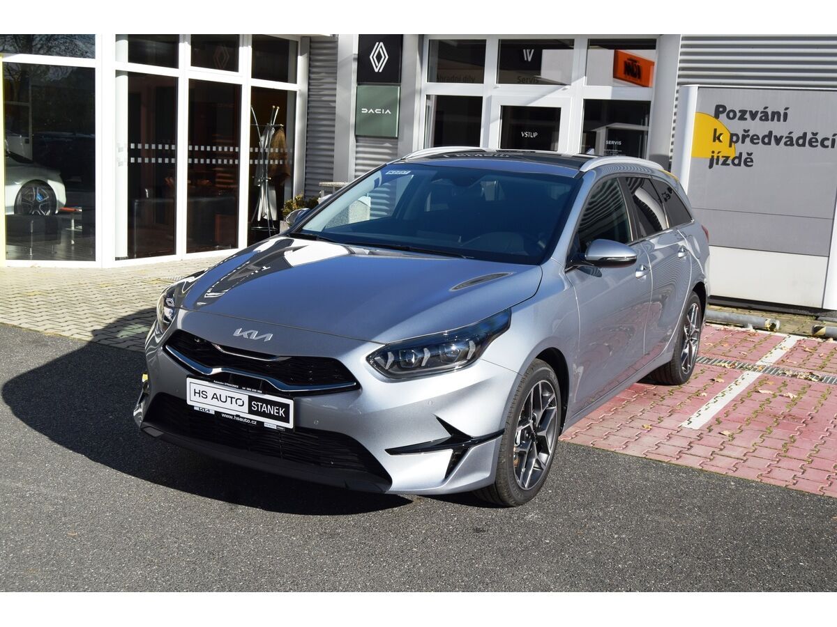Kia Cee´d, SW 1,5 T-GDi 7DCT TOP - fotka 2