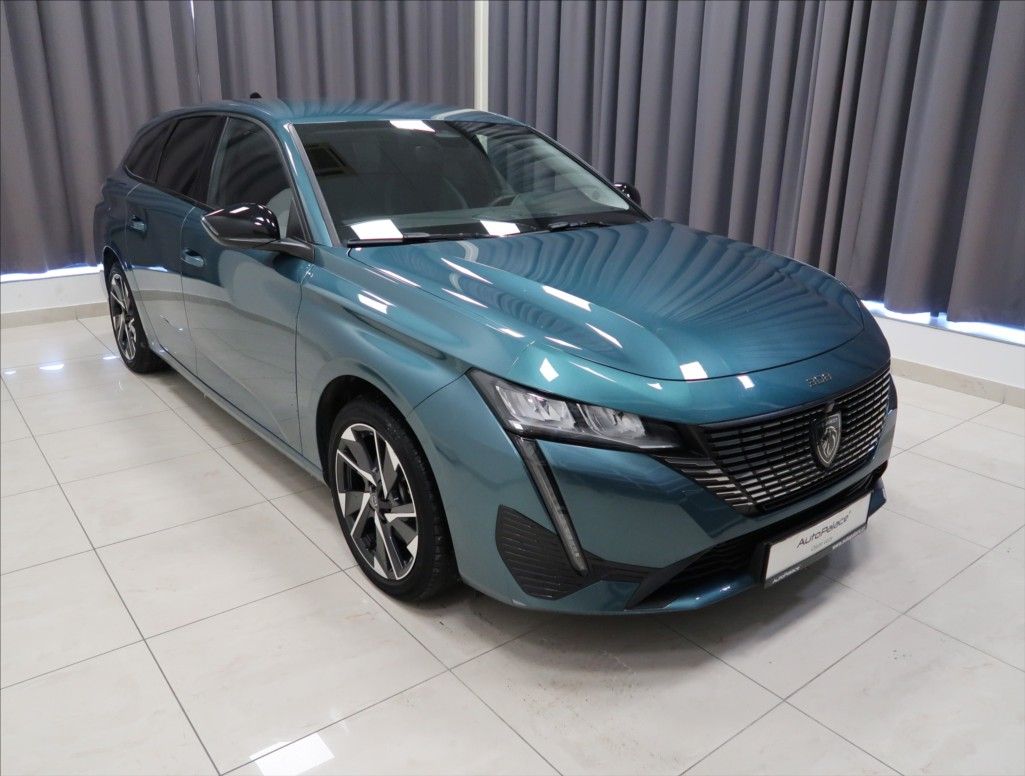 Peugeot 308, 1,2 SW ALLURE PureTech 130 AUT - fotka 3