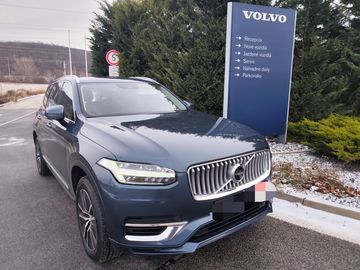 plug-in hybrid,benzín+elekrika