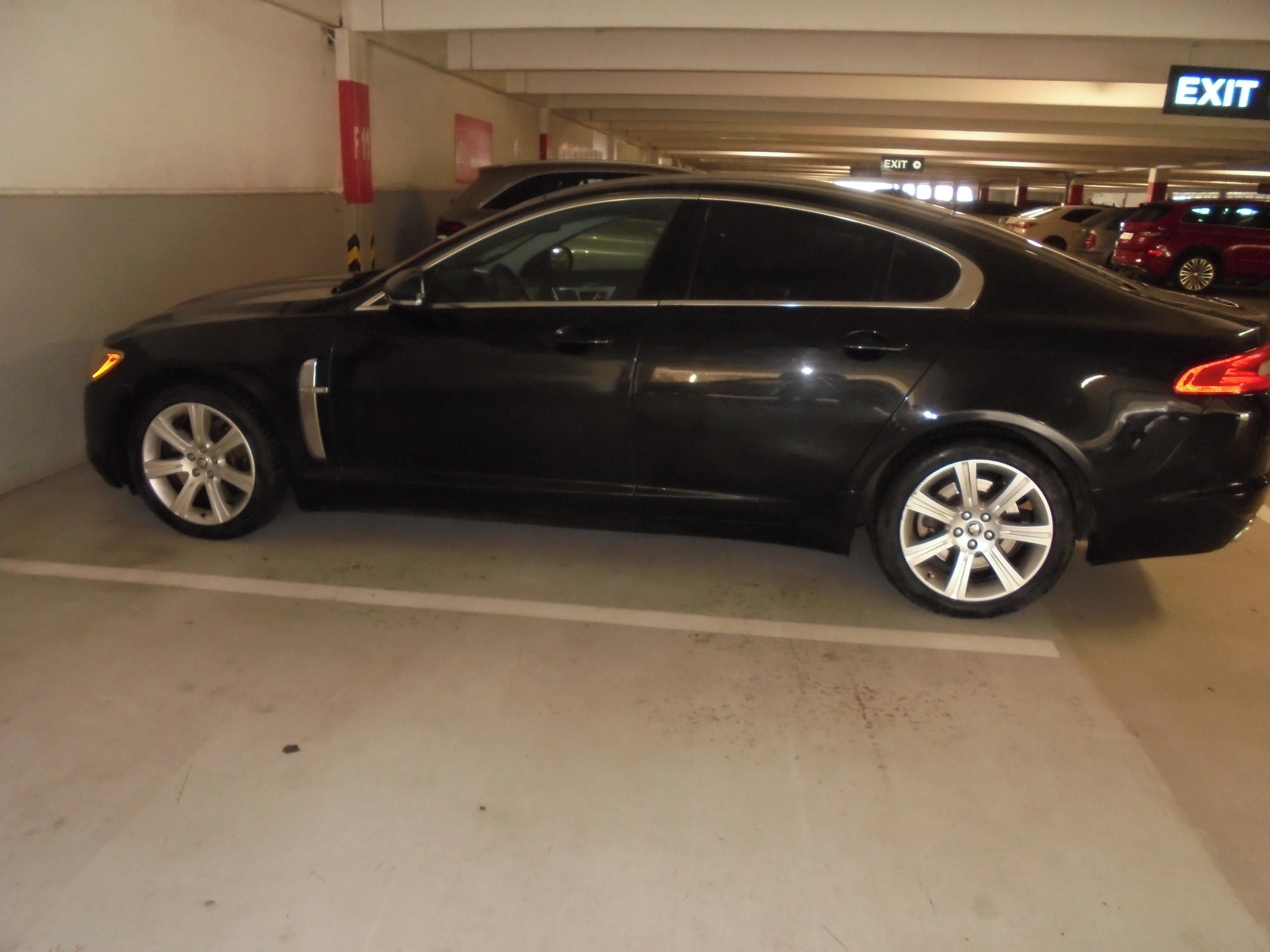 Jaguar XF, JAGUAR 3. D. V 6