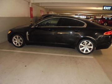 JAGUAR 3. D. V 6