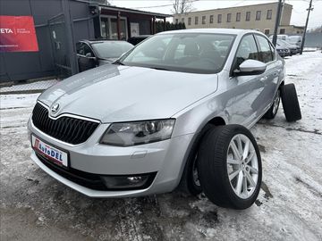 1,4 TSi  Elegance,Xenony,2xALU