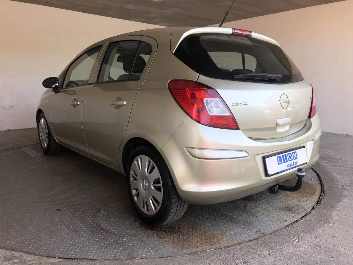 Opel Corsa, 1,2 16V ECOTEC - fotka 5