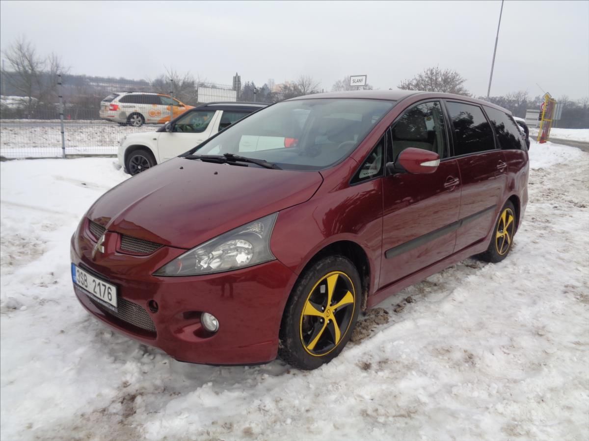 Mitsubishi Grandis, 2,4 - fotka 3