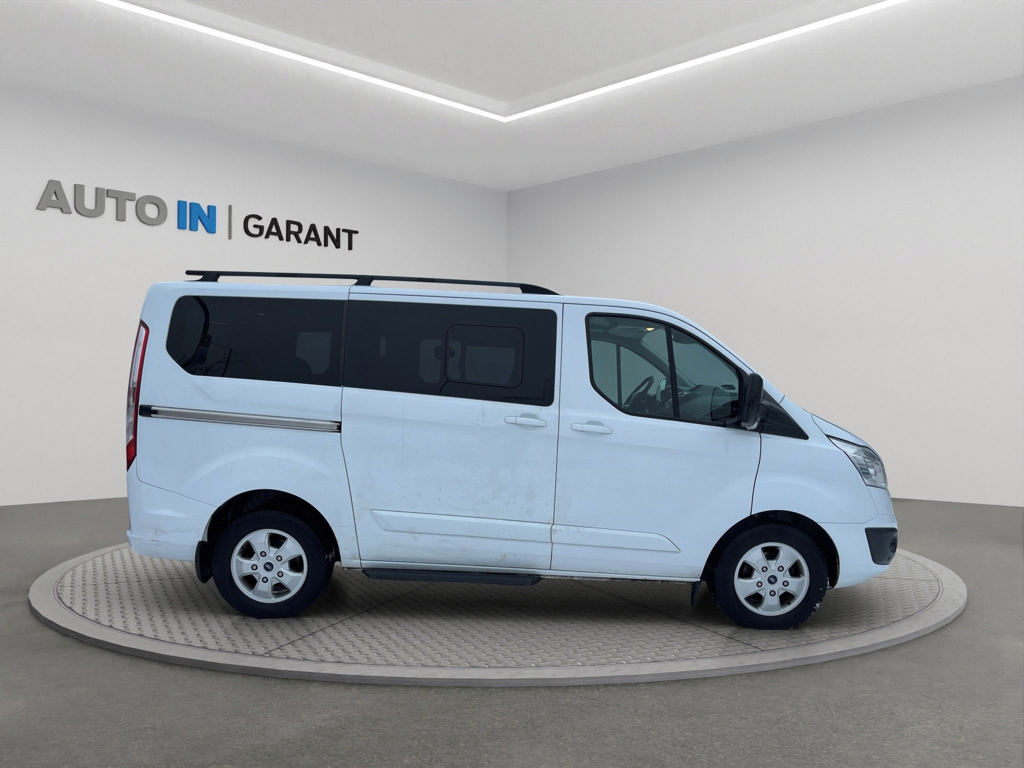 Ford Tourneo Custom, 2.0 96kw, 1.maj, ČR, tažné, DP - fotka 4