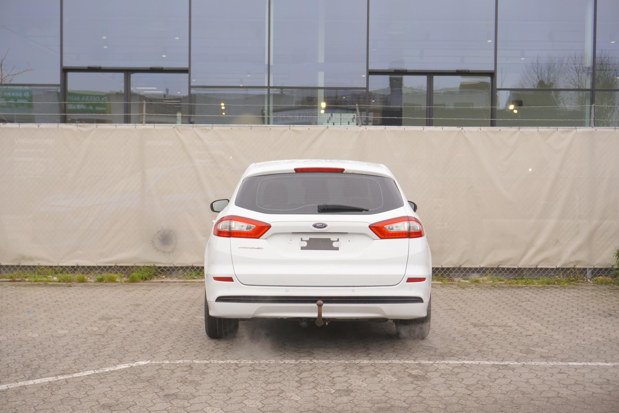 Ford Mondeo, 1.5i 118 kW ECOBOOST AUTOMAT - fotka 4