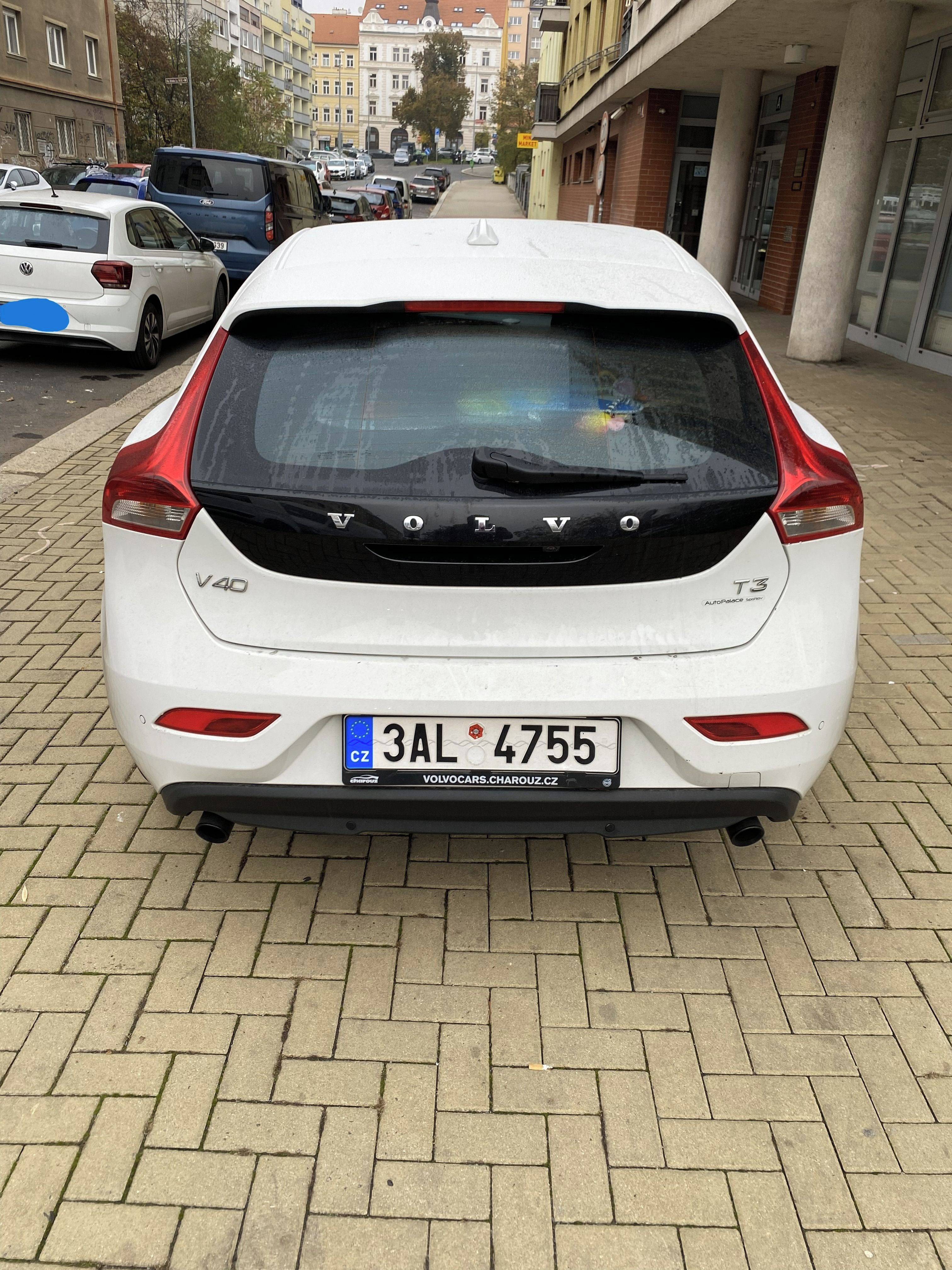 Volvo V40, Volvo V40 T3 R-Design facelift - fotka 6