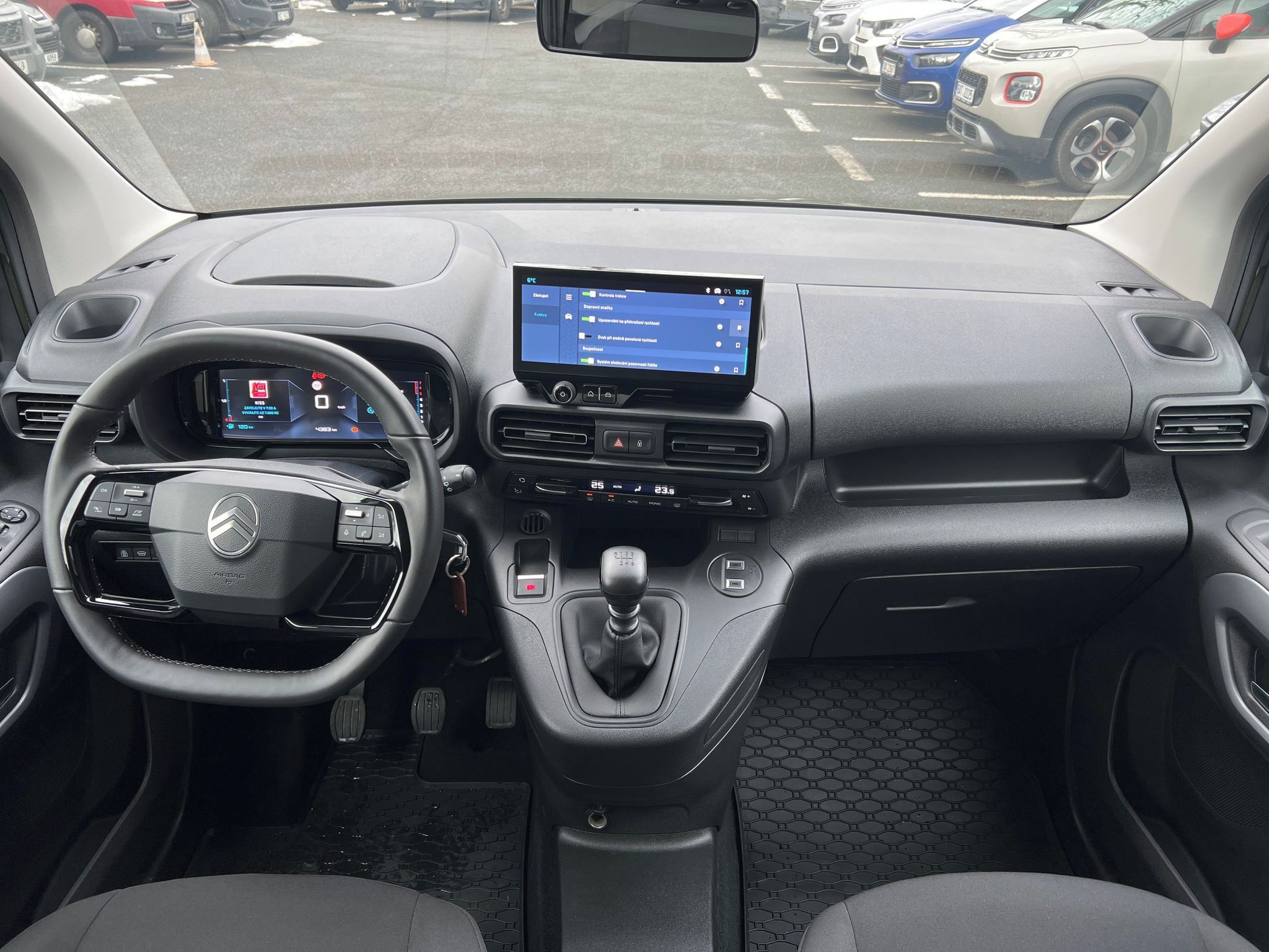 Citroën Berlingo, 1.5 BHDi 130k PLUS PAKET ZIMA - fotka 2