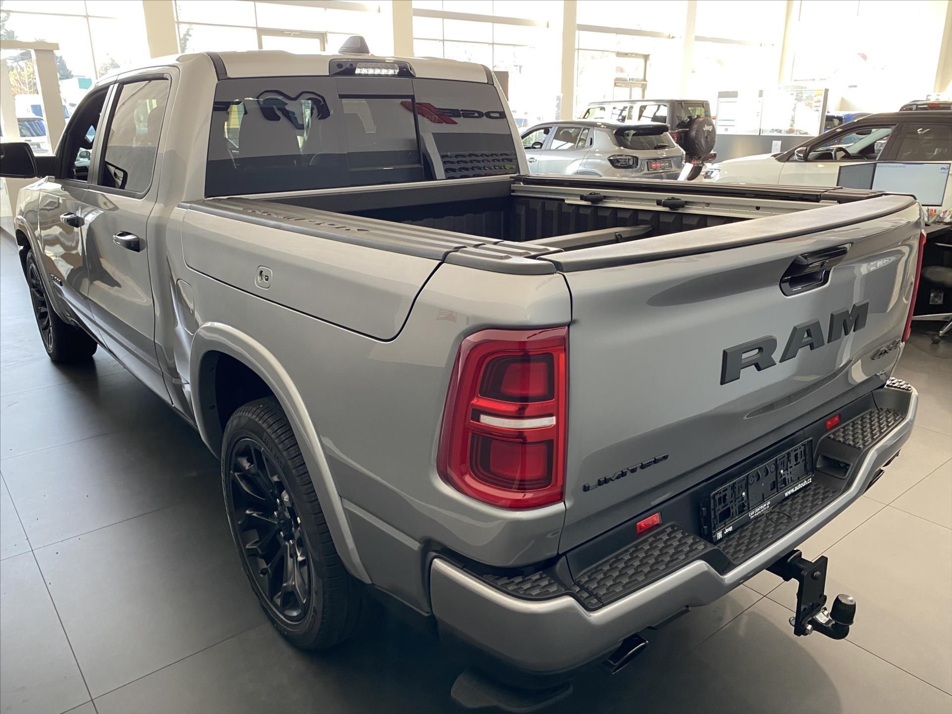Dodge Ram, 3,0 R6  Limited Night - fotka 4