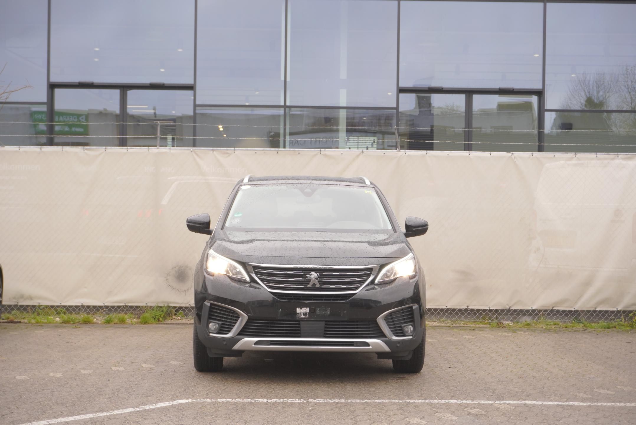 Peugeot 5008, 5008  1,2I 96 kW ALLURE 7 MÍST - fotka 2