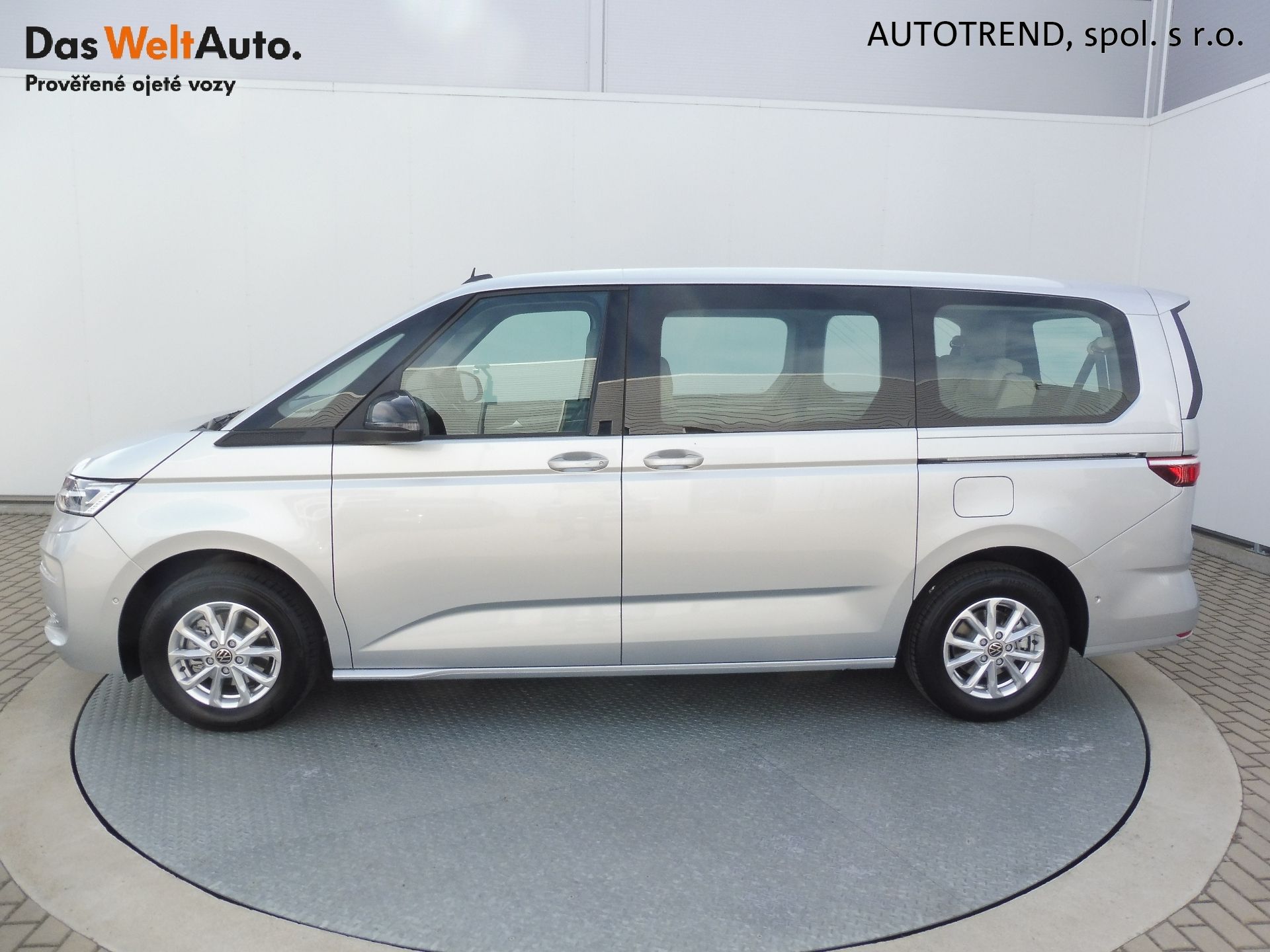 Volkswagen Multivan, Long Life 2,0 TDI 110kW DSG - fotka 3